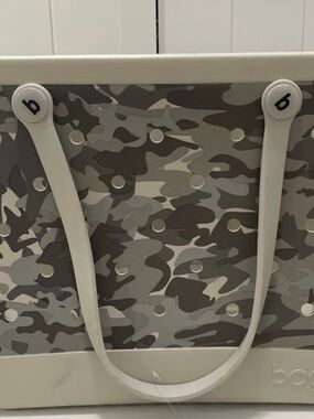 Grey Camo Bogg Bag